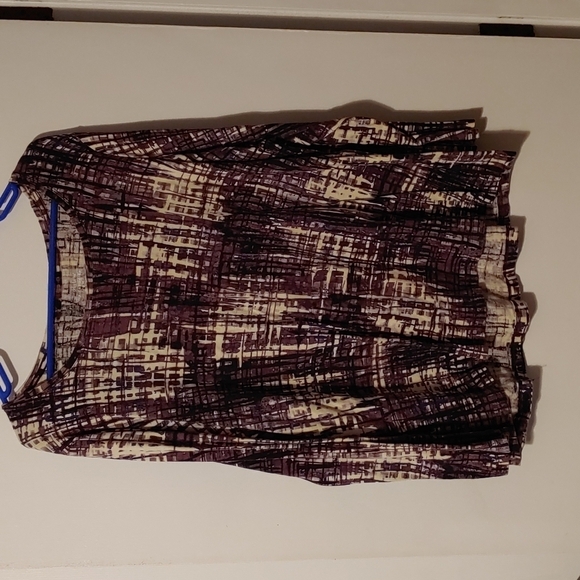 Tops - Black purple cream printed top
